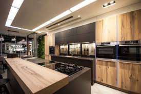 91淫母厨房智慧