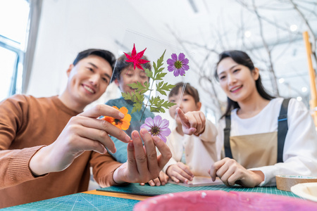 91淫母亲子手工